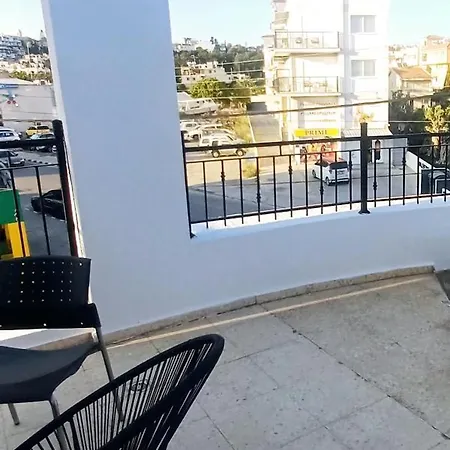Appartement Spacious 2 Bedroom Near Mall -internet 1gbps *