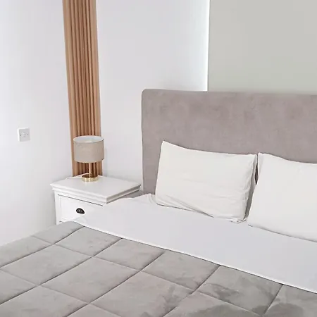 Appartement Spacious 2 Bedroom Near Mall -internet 1gbps Paphos